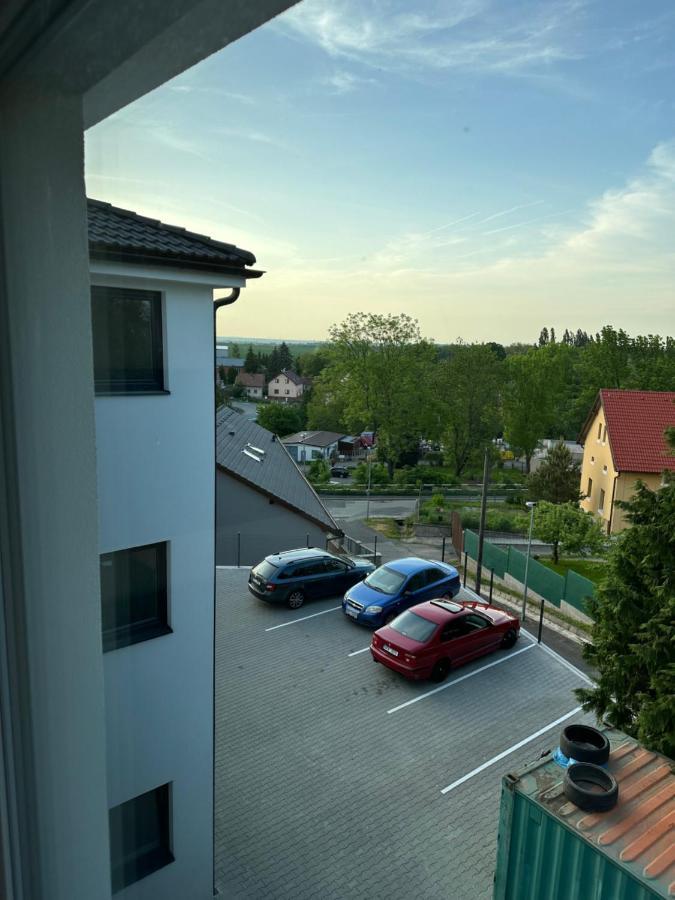 Apartman Byt 75M2 Klid Priroda Pro Rodinu Prag Eksteriør billede